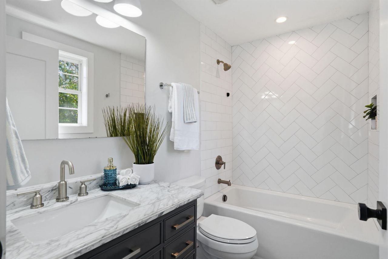 303 Woodland Shores Road Photo 27