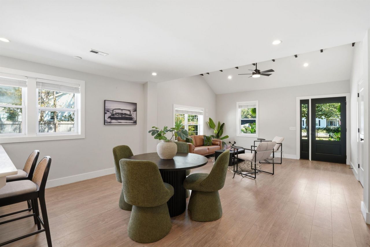 303 Woodland Shores Road Photo 7