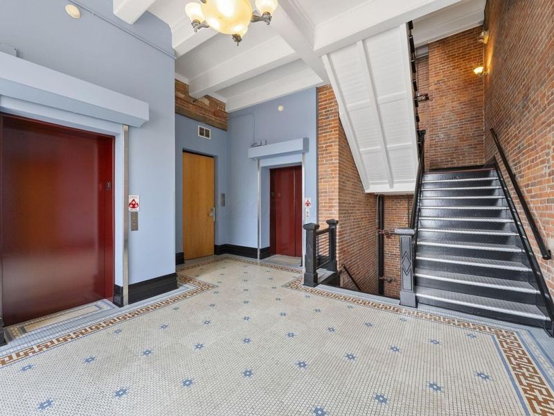 150 E Main Street , Unit 301, Columbus, OH 43215 Photo 16
