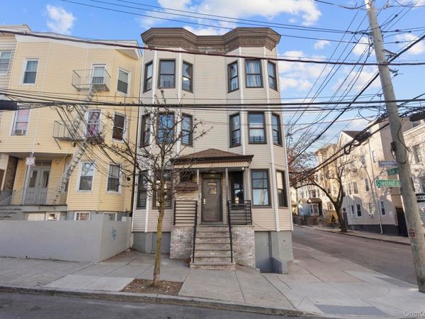 58 Chestnut Street, Yonkers, NY 10701