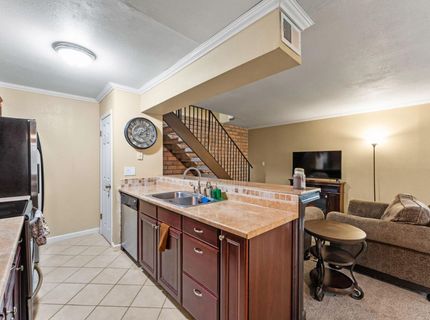 9000 El Cajon Way #2, Unit 2, Sacramento, CA 95826 Photo