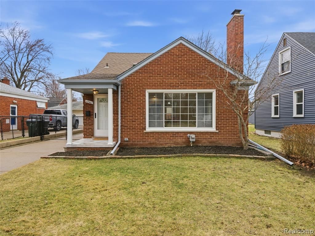 22401 Alger Street, Saint Clair Shores, MI 48080 Main Photo