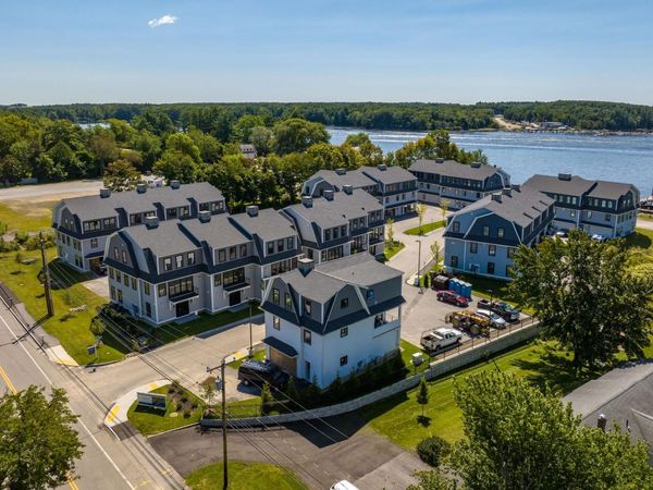 24 LITTLE BAY Drive, Dover, NH 03820