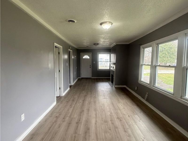 15205 Lincoln Avenue , Cleveland, OH 44128 Photo 12