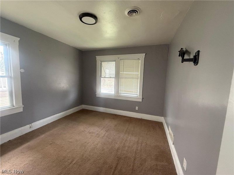 15205 Lincoln Avenue , Cleveland, OH 44128 Photo 15