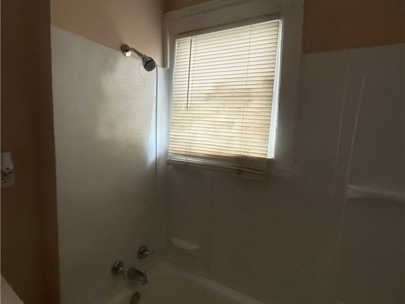 15205 Lincoln Avenue , Cleveland, OH 44128 Photo 18