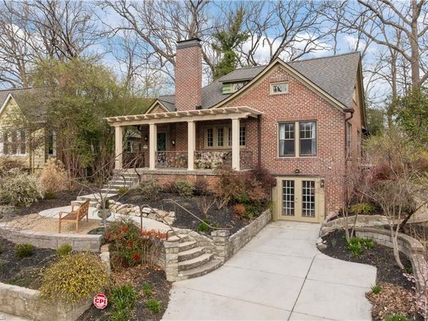 1606 End Place W, Greensboro, NC 27403