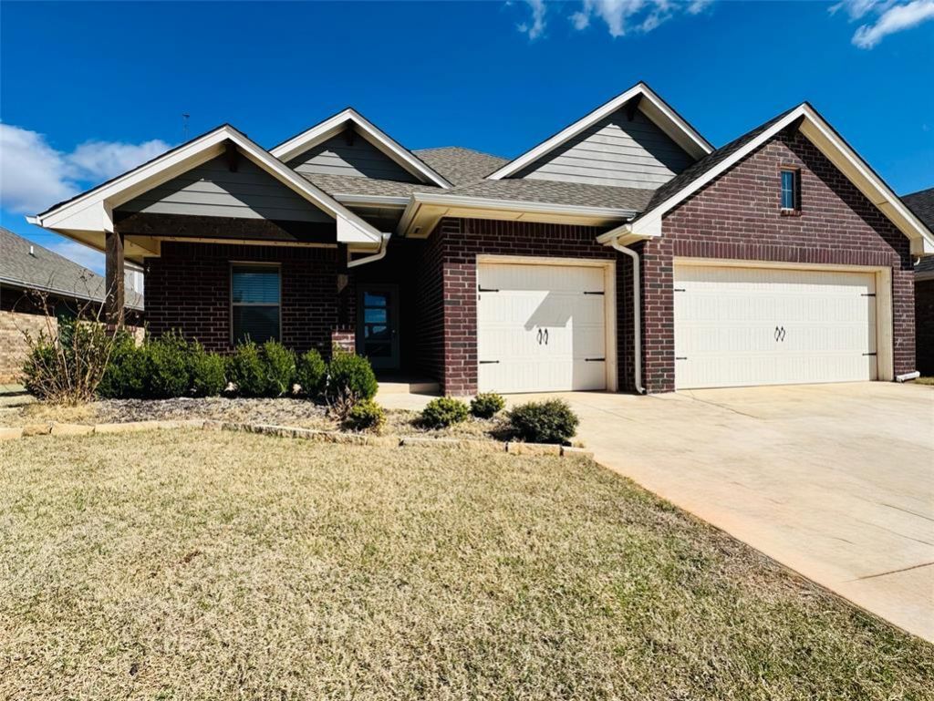 3404 Tahoe Drive, Moore, OK 73160 Main Photo