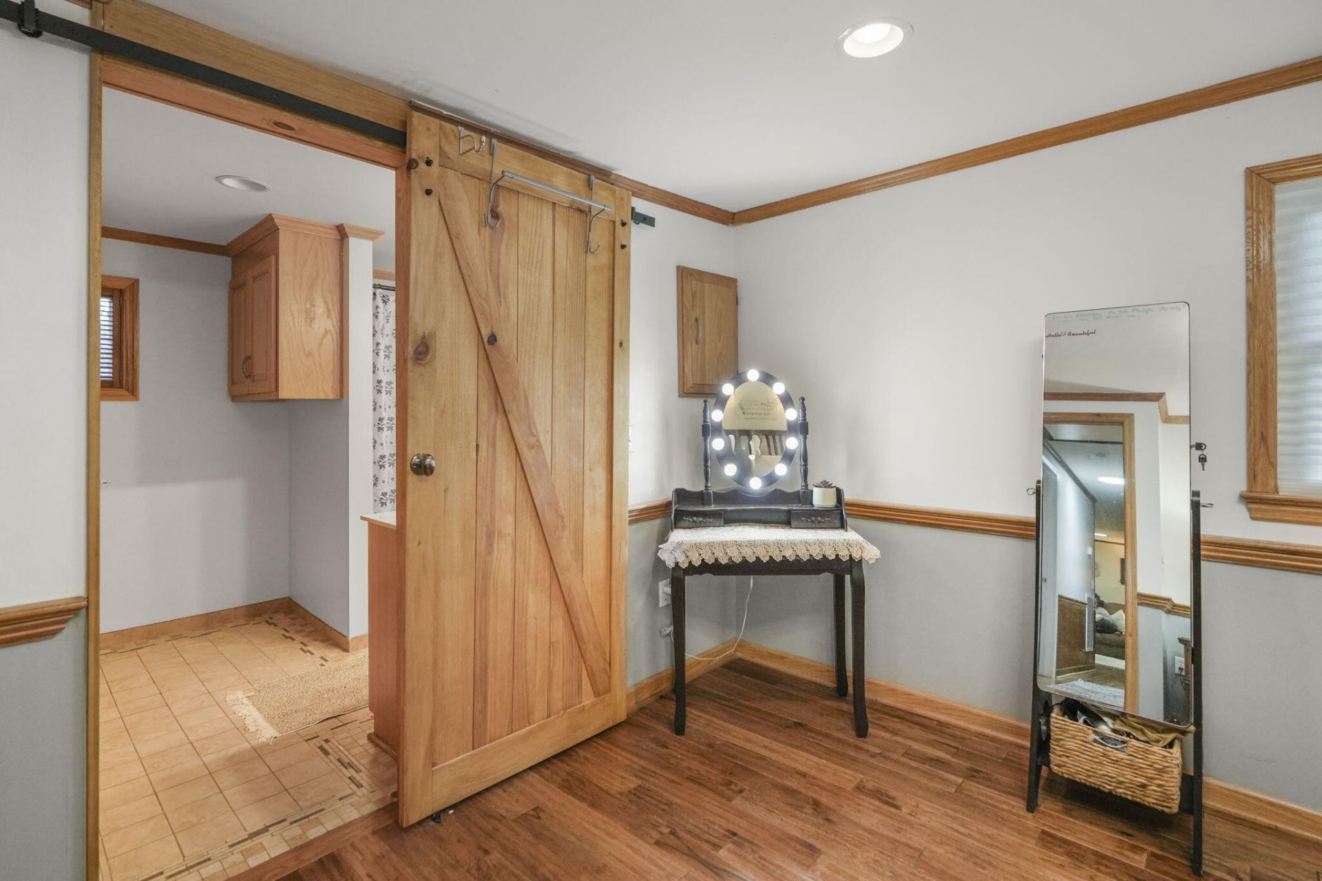 2466 Norway Road Photo 27