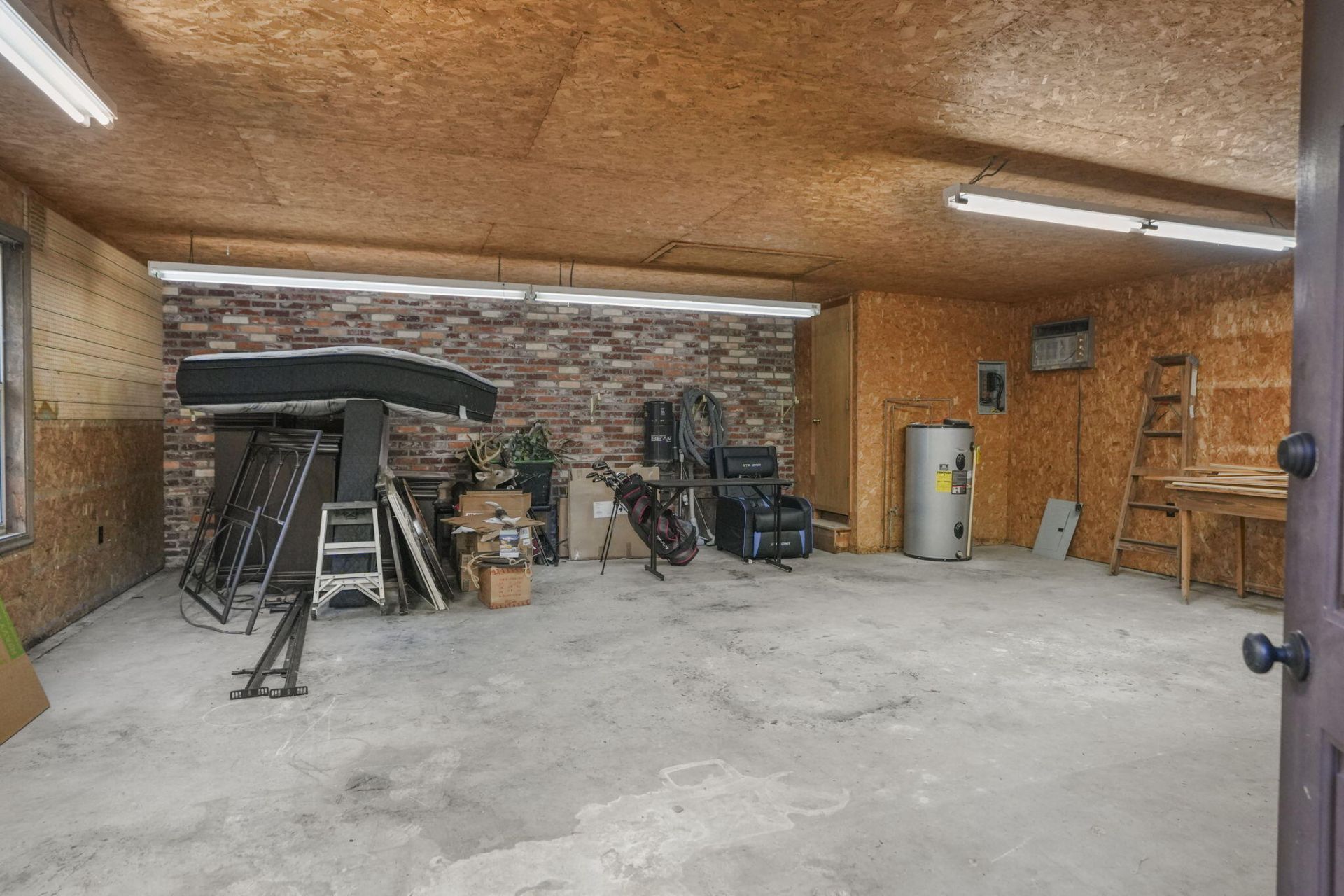 2466 Norway Road Photo 35