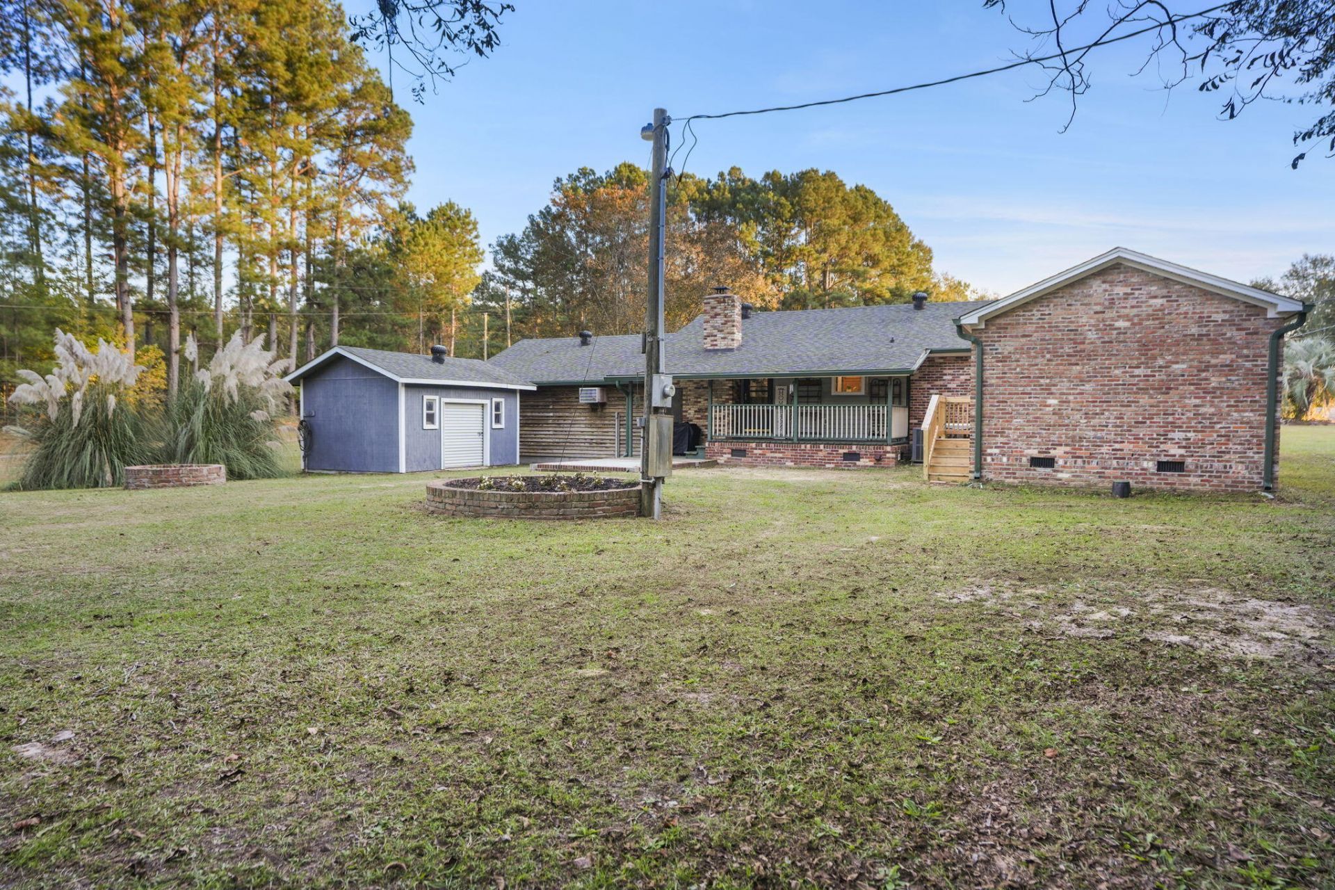 2466 Norway Road Photo 40