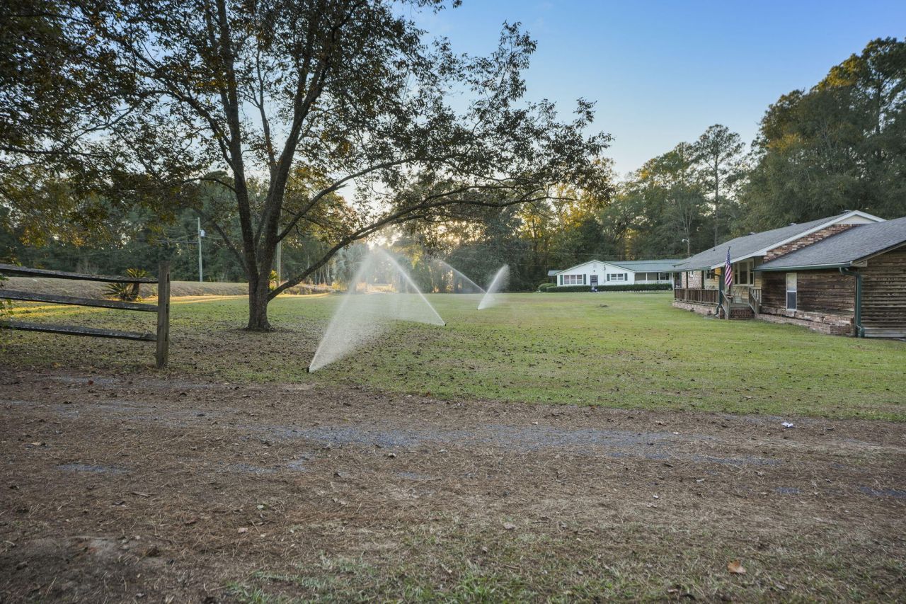 2466 Norway Road Photo 41