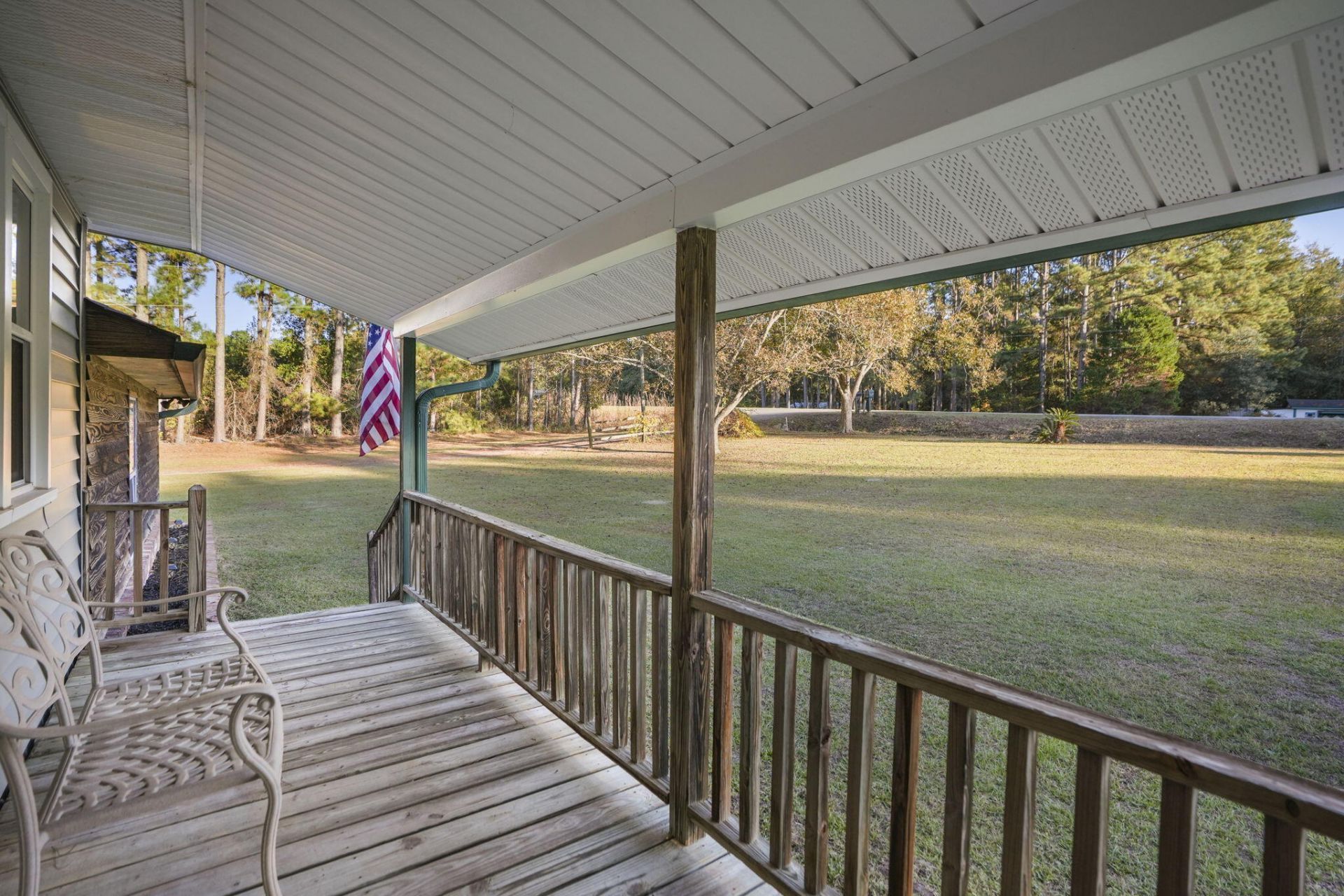 2466 Norway Road Photo 7