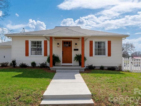 411 W Sycamore Street , Lincolnton, NC 28092