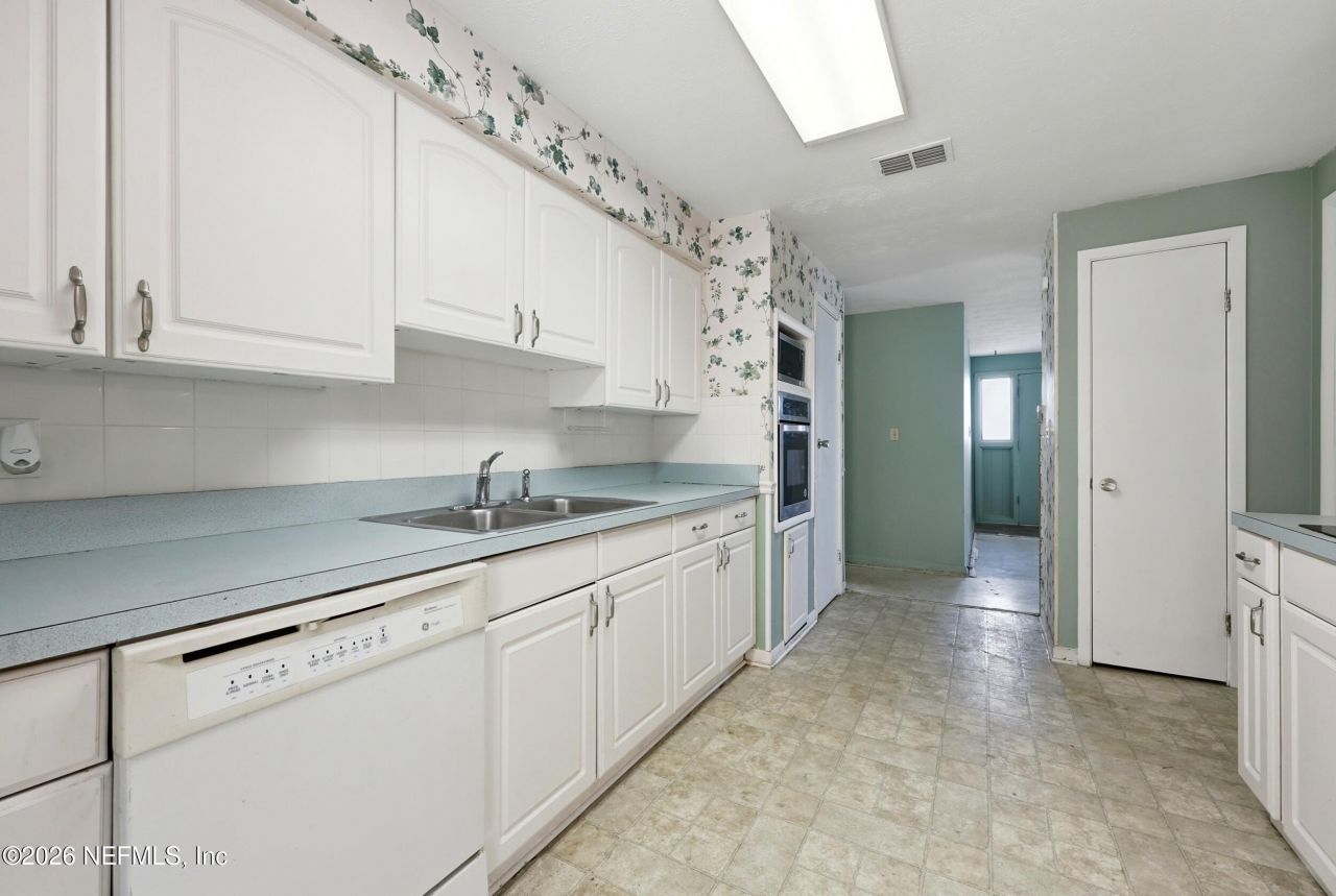 226 River Drive, East Palatka, FL 32131 Photo