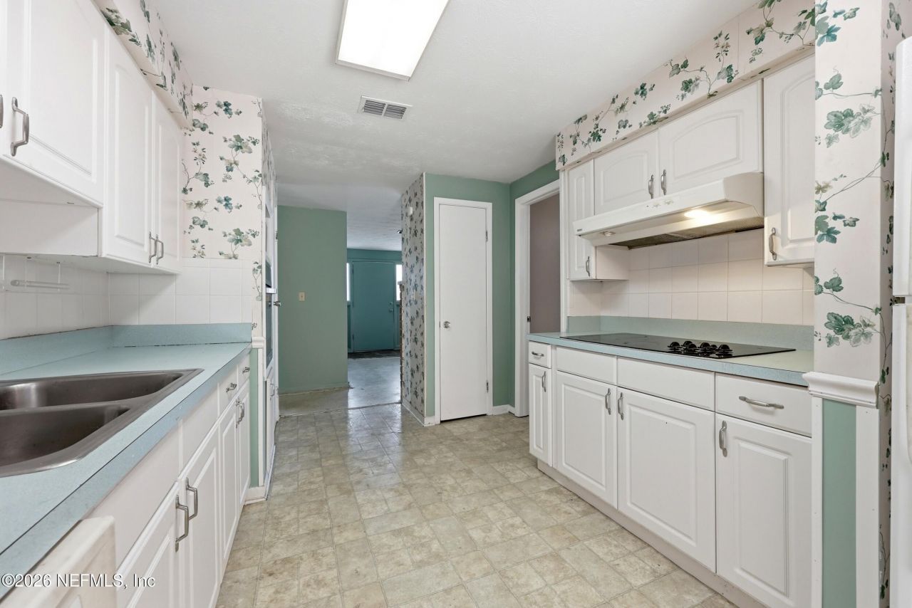 226 River Drive, East Palatka, FL 32131 Photo