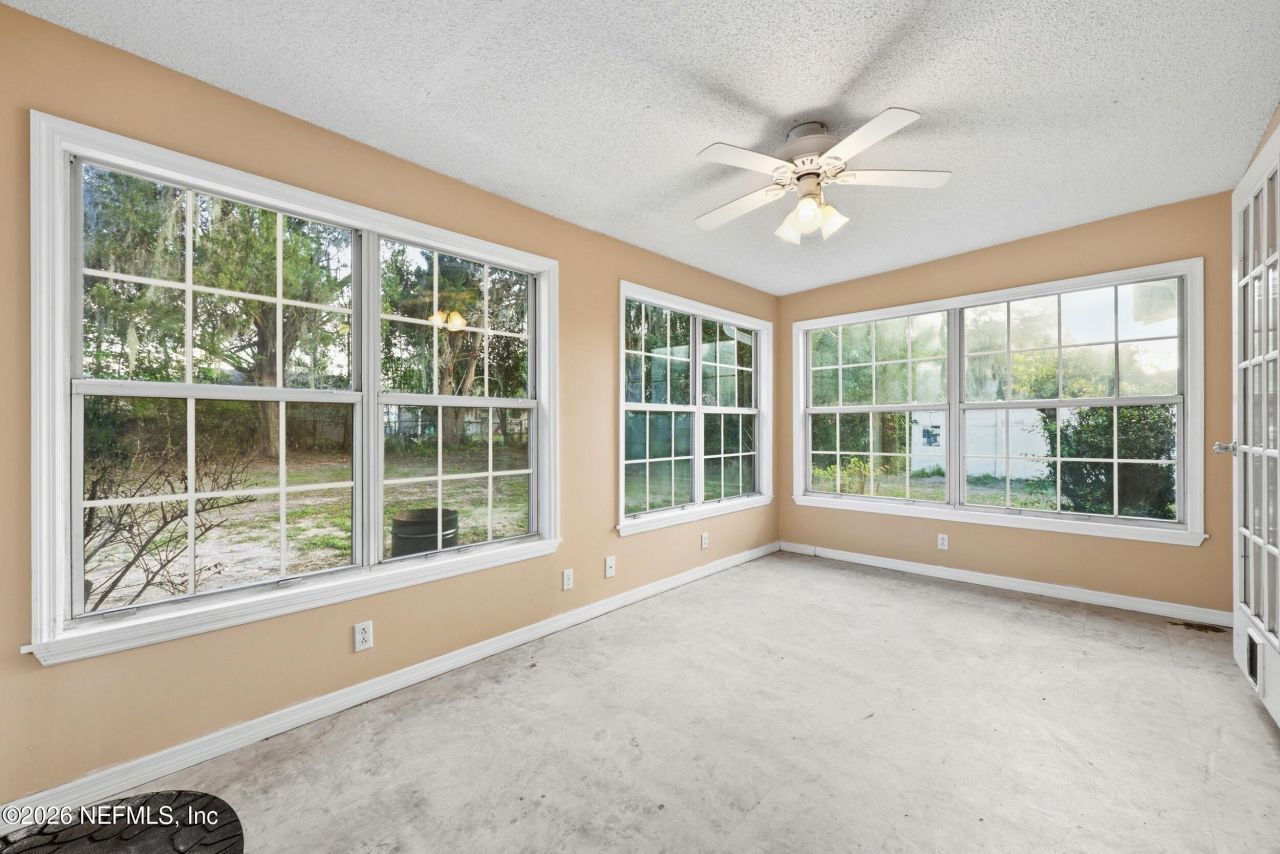 226 River Drive, East Palatka, FL 32131 Photo