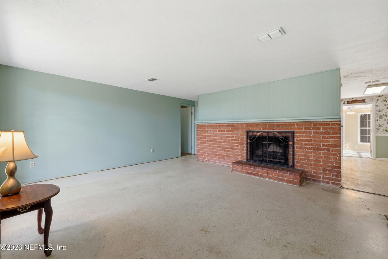 226 River Drive, East Palatka, FL 32131 Photo