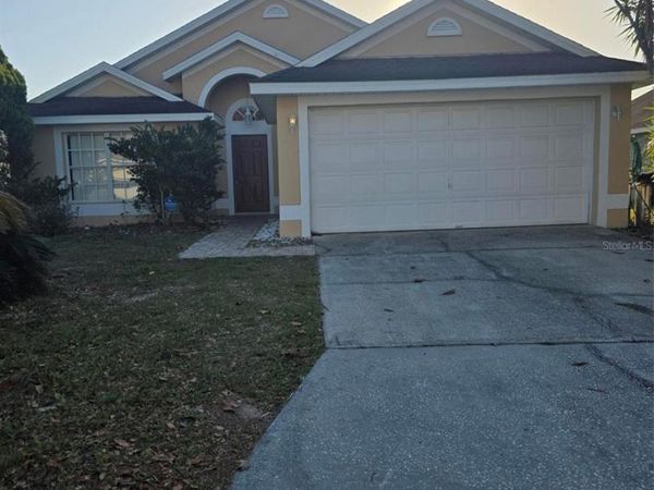 689 CORNWALLIS DRIVE , DAVENPORT, FL 33897