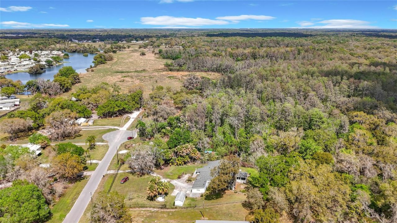 1518 Dawn Heights Drive , Lakeland, FL 33801 Photo