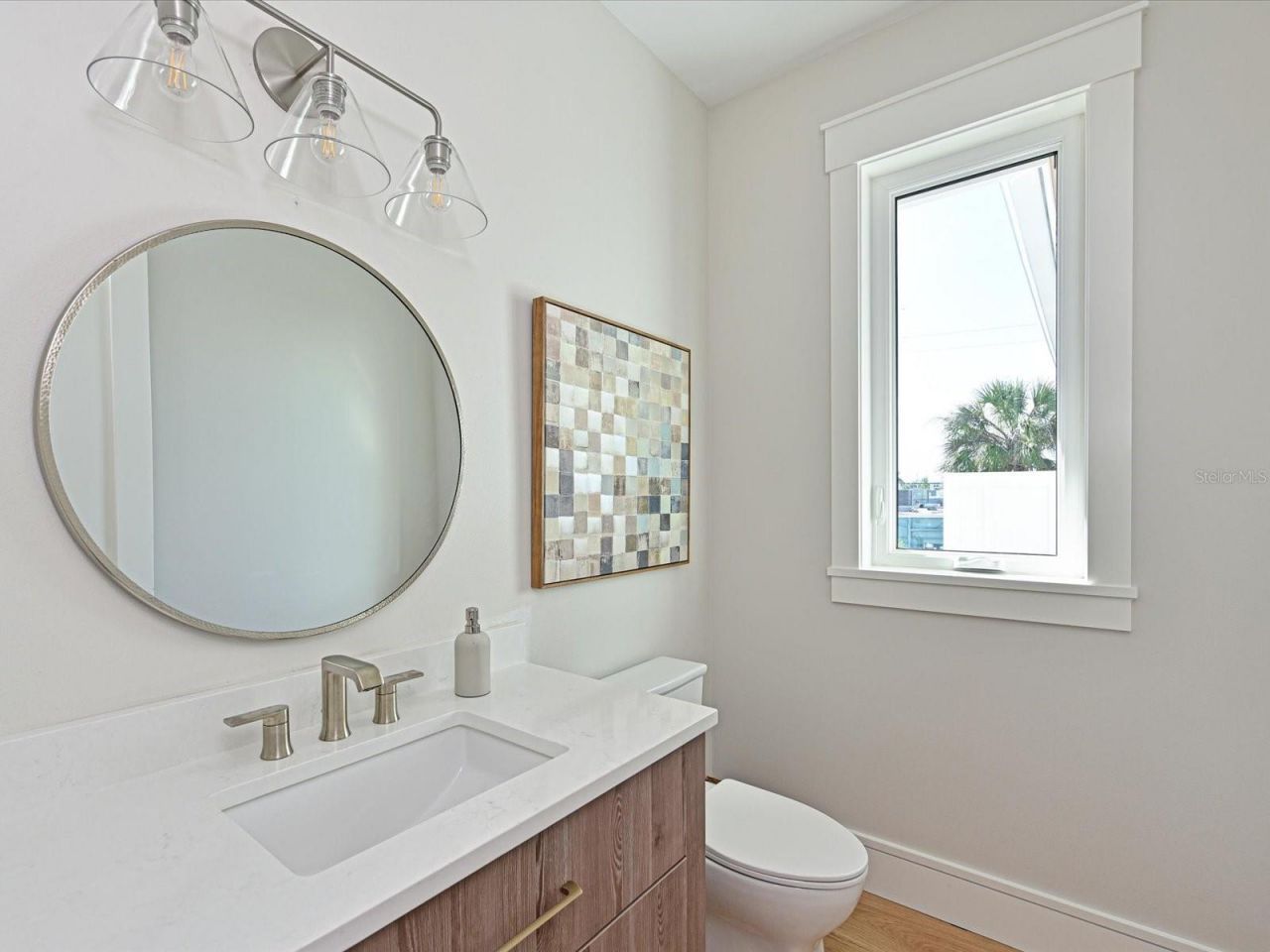 303 55th Street, Holmes Beach, FL 34217 Photo