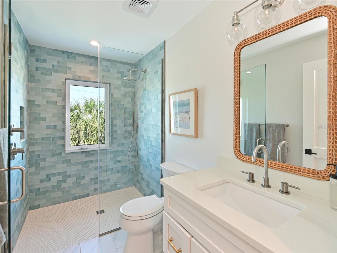 303 55th Street, Holmes Beach, FL 34217 Photo