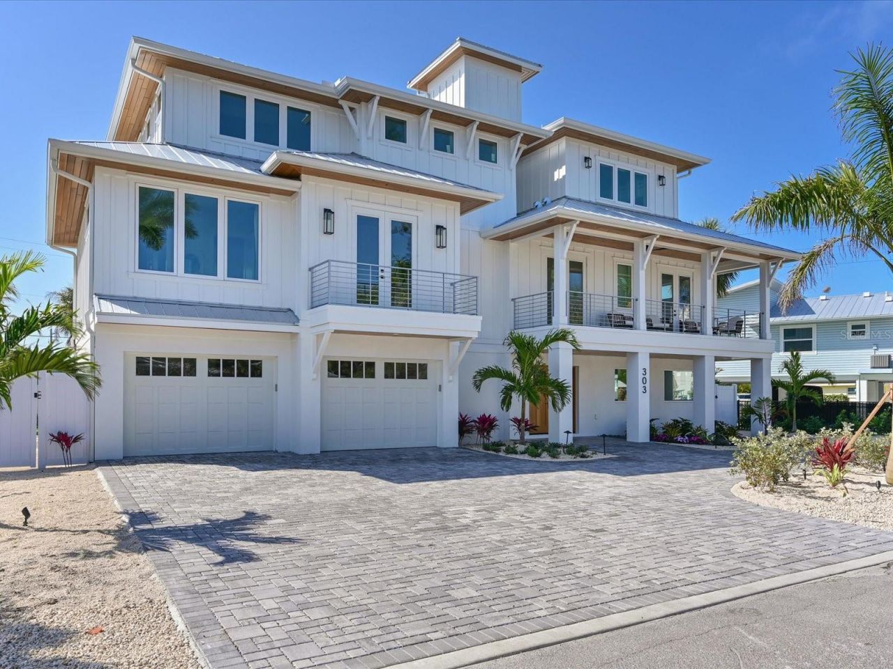 303 55th Street, Holmes Beach, FL 34217 Photo