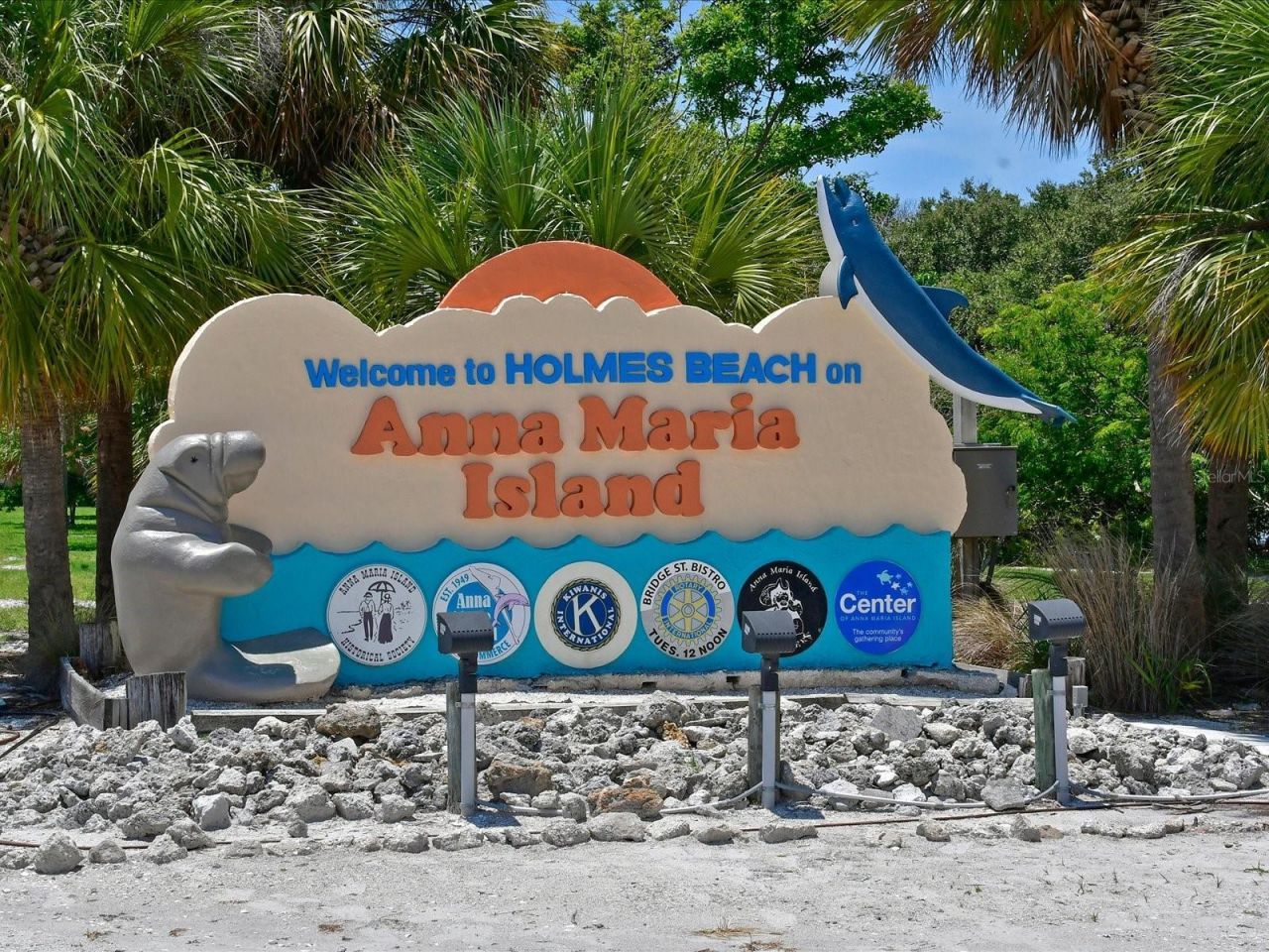 303 55th Street, Holmes Beach, FL 34217 Photo