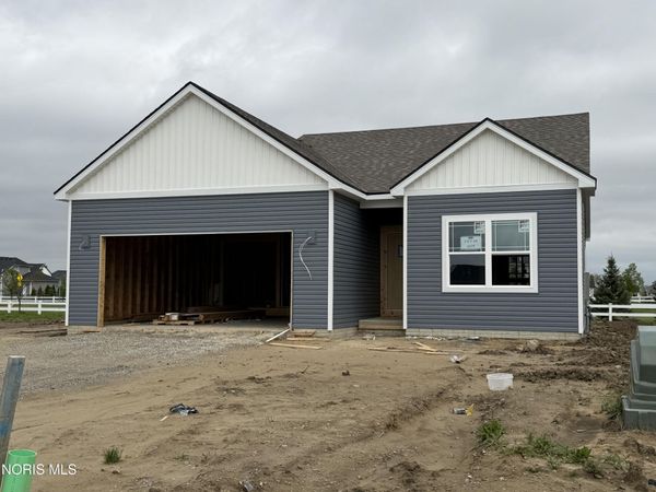 1174 Riley Lane, Waterville, OH 43566