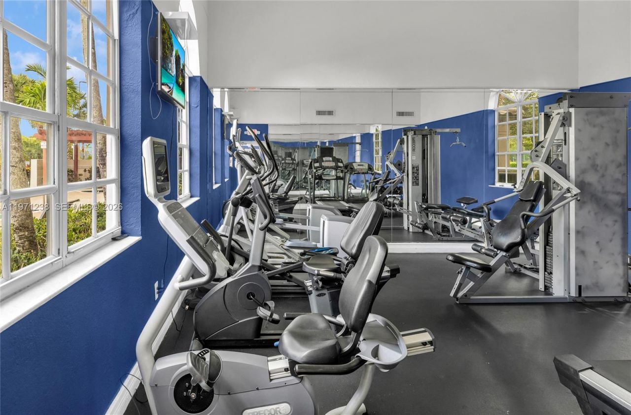 9785 Nob Hill Ct , Unit 9785, Sunrise, FL 33351 Photo