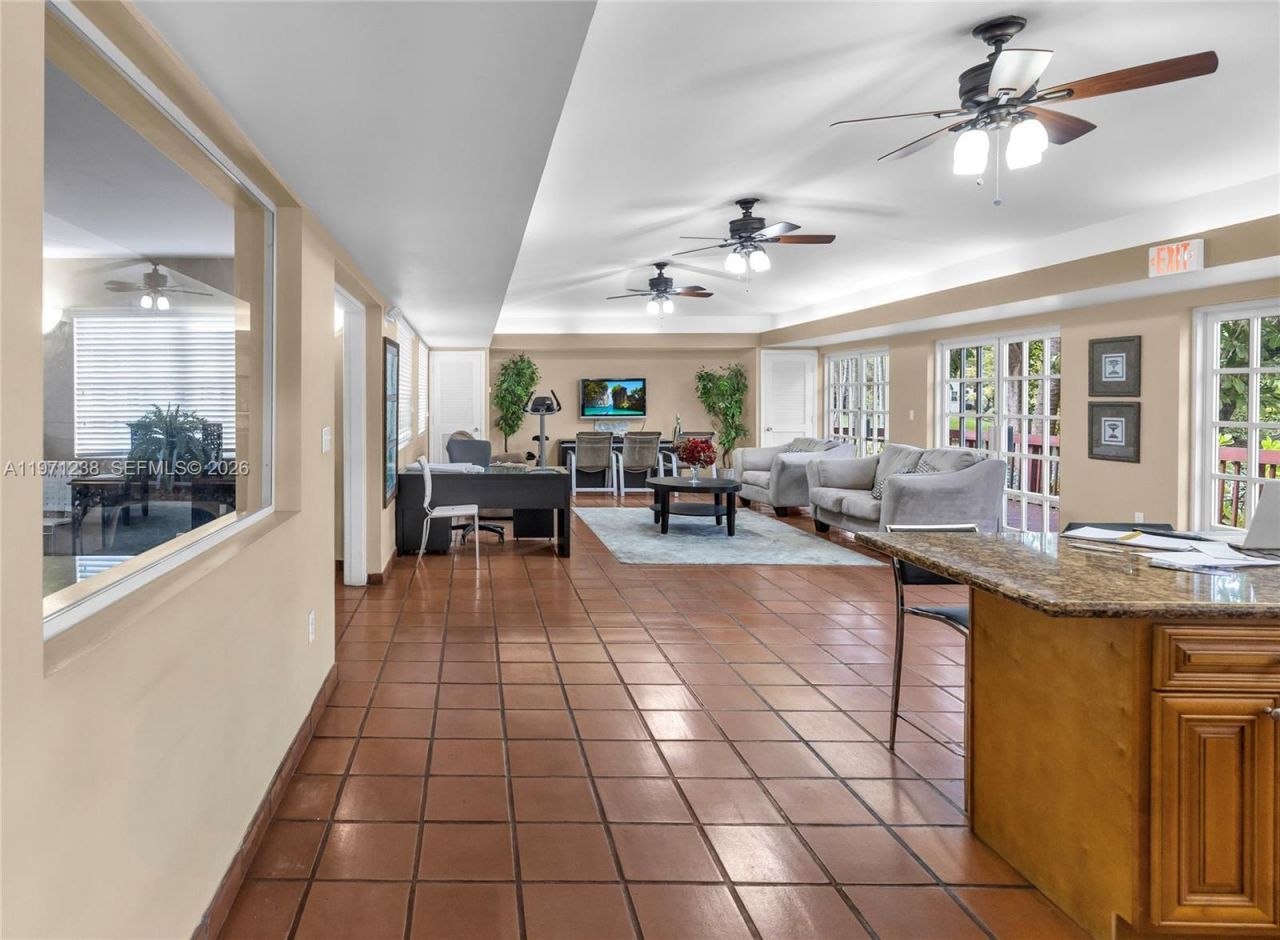 9785 Nob Hill Ct , Unit 9785, Sunrise, FL 33351 Photo