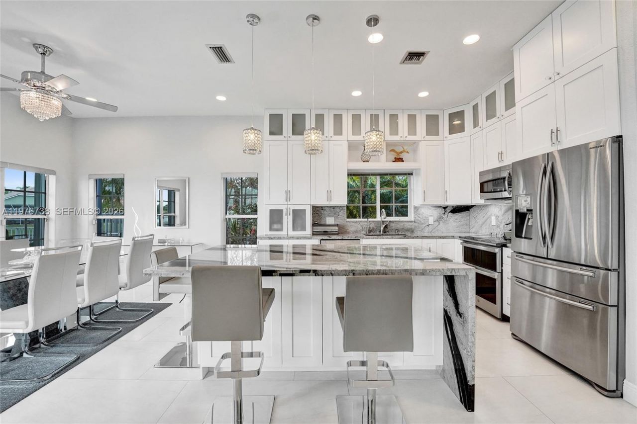 1078 Laguna Springs Dr, Weston, FL 33326 Photo