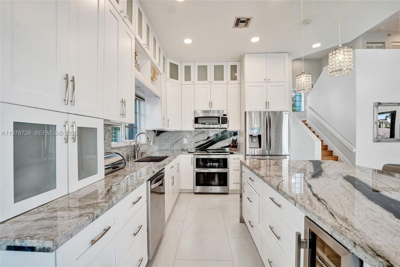 1078 Laguna Springs Dr , Weston, FL 33326 Photo