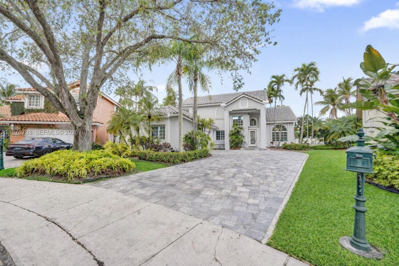 1078 Laguna Springs Dr, Weston, FL 33326 Photo