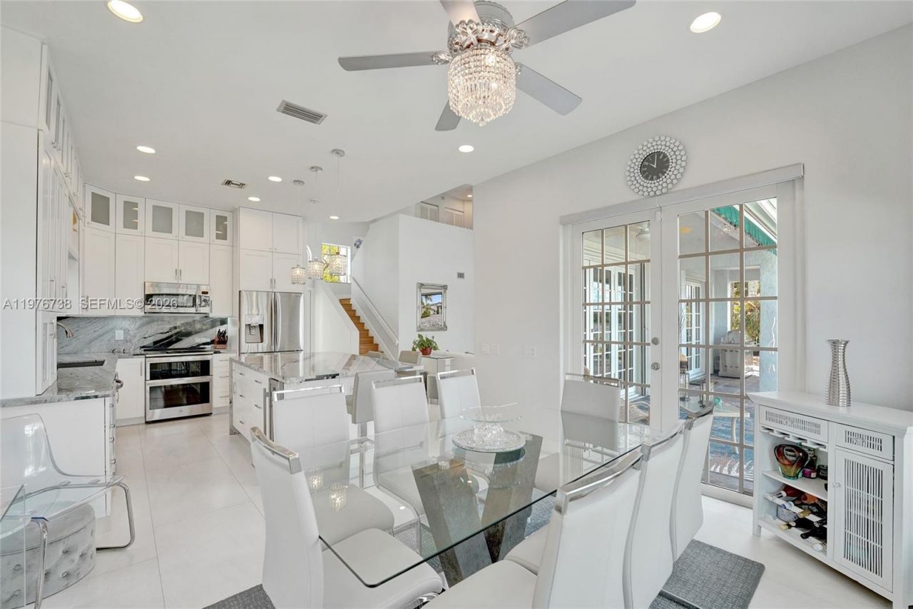 1078 Laguna Springs Dr, Weston, FL 33326 Photo