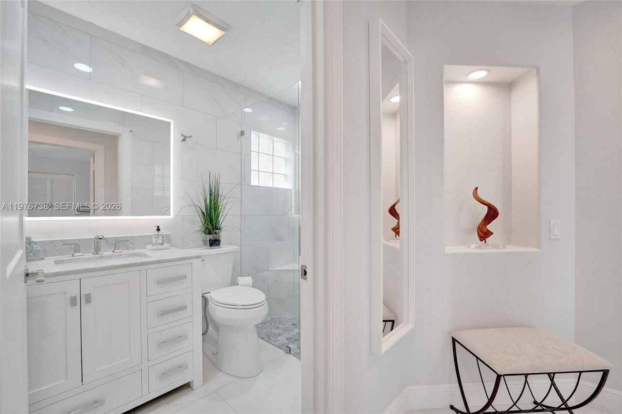 1078 Laguna Springs Dr, Weston, FL 33326 Photo