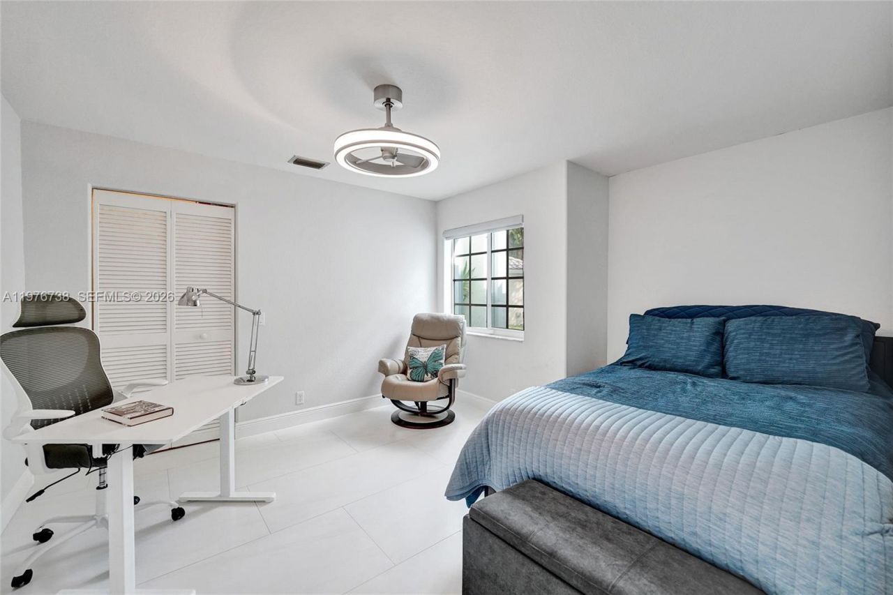 1078 Laguna Springs Dr , Weston, FL 33326 Photo