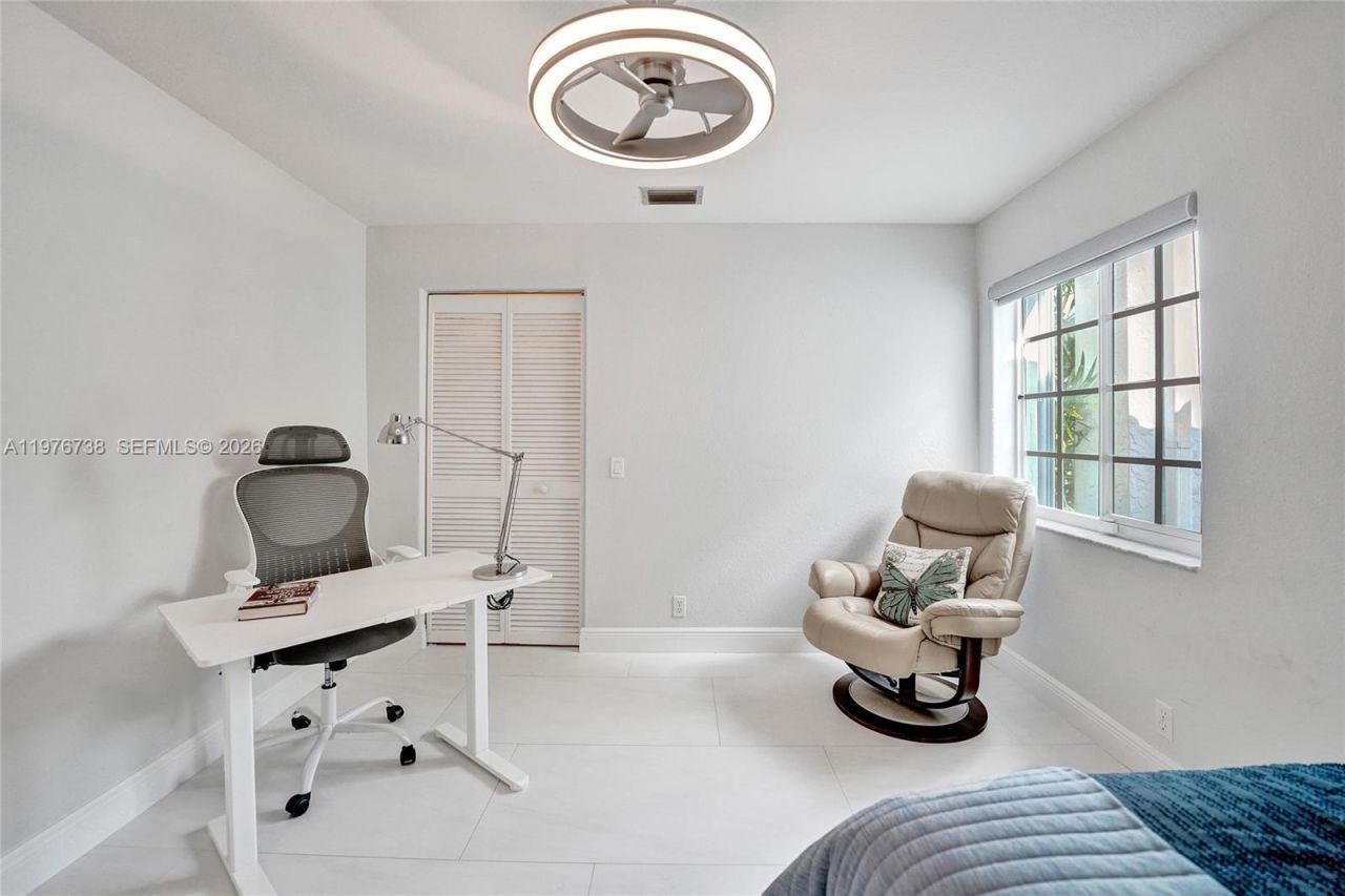 1078 Laguna Springs Dr , Weston, FL 33326 Photo