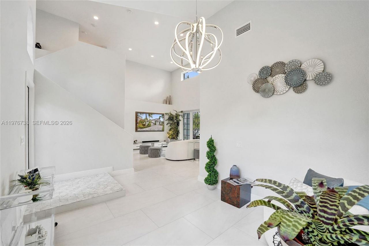 1078 Laguna Springs Dr, Weston, FL 33326 Photo