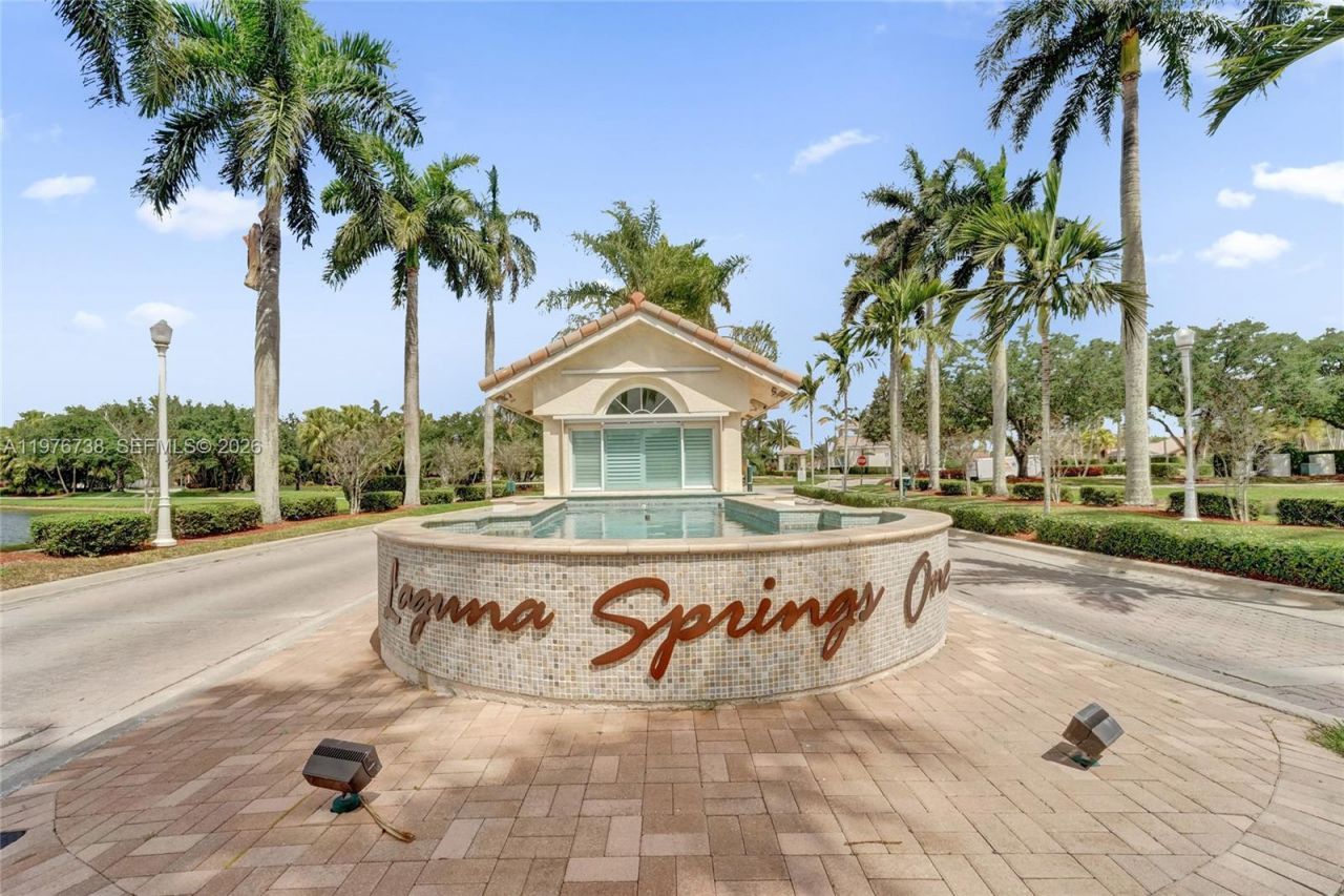 1078 Laguna Springs Dr , Weston, FL 33326 Photo