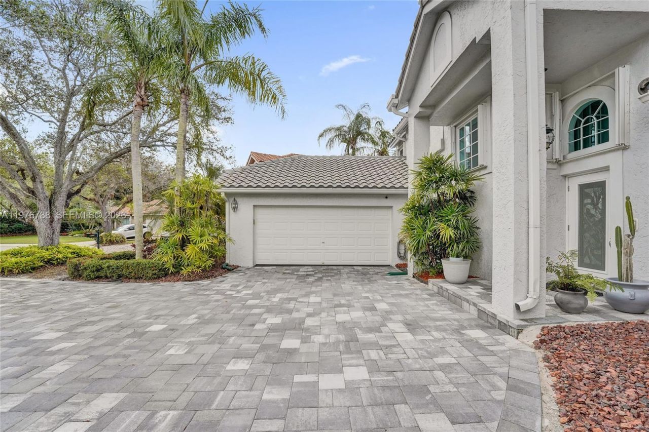 1078 Laguna Springs Dr , Weston, FL 33326 Photo