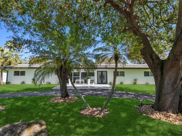 12401 SW 72nd Ave , Pinecrest, FL 33156