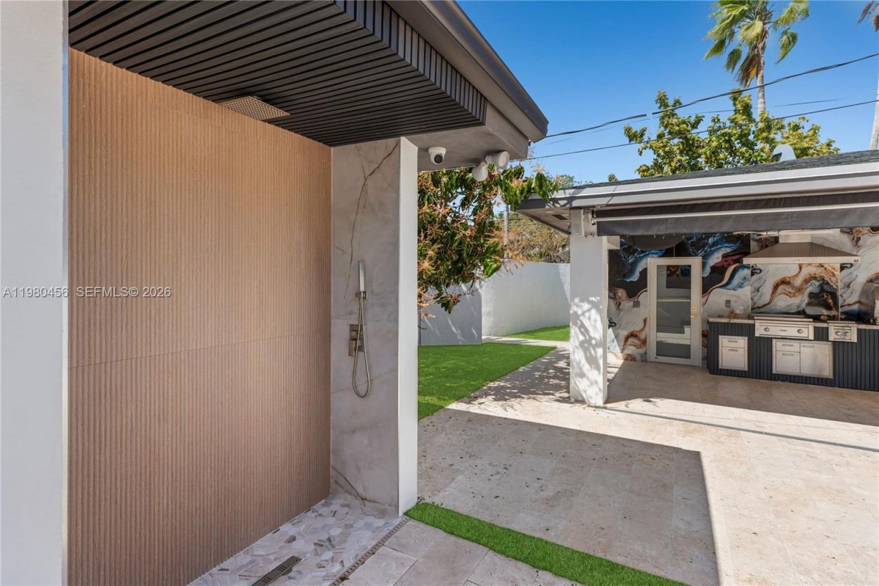 12401 SW 72nd Ave , Pinecrest, FL 33156 Photo