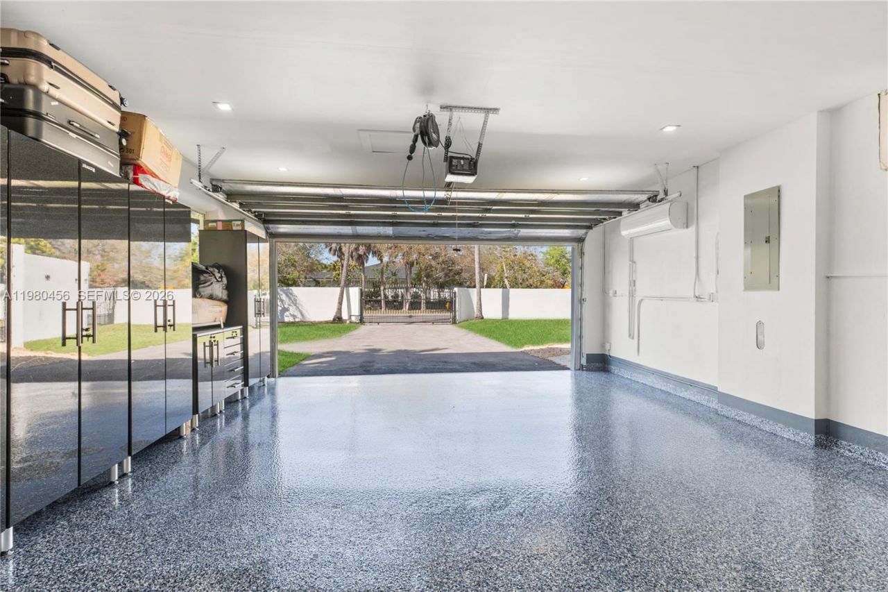 12401 SW 72nd Ave , Pinecrest, FL 33156 Photo