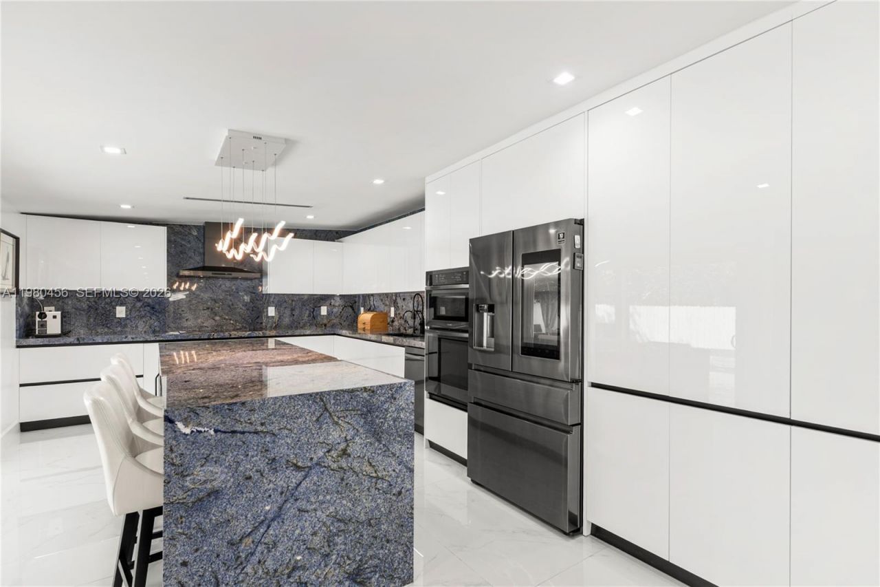 12401 SW 72nd Ave , Pinecrest, FL 33156 Photo