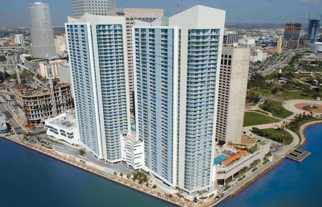 325 S Biscayne Blvd , Unit 4314, Miami, FL 33131 Photo