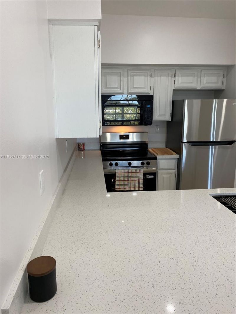 1280 S Alhambra Cir, Unit 1421, Coral Gables, FL 33146 Photo