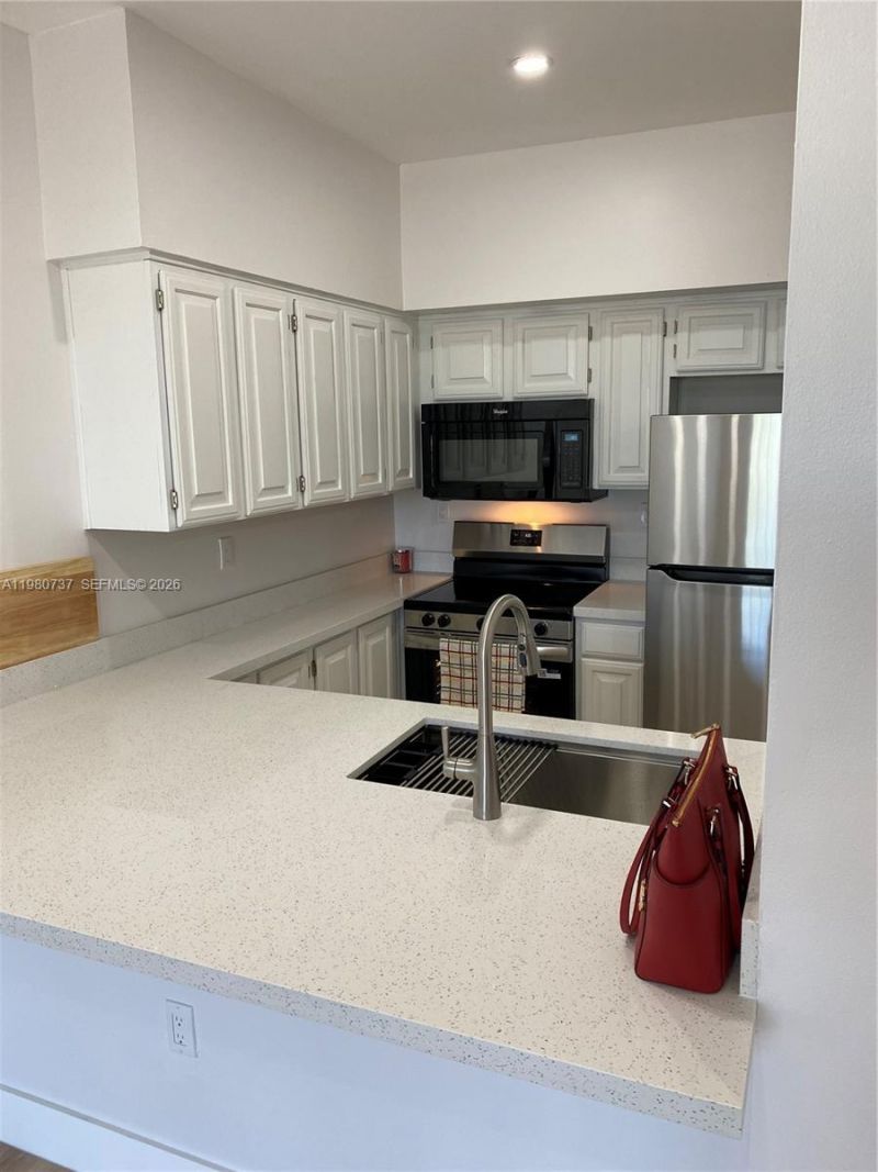 1280 S Alhambra Cir , Unit 1421, Coral Gables, FL 33146 Photo