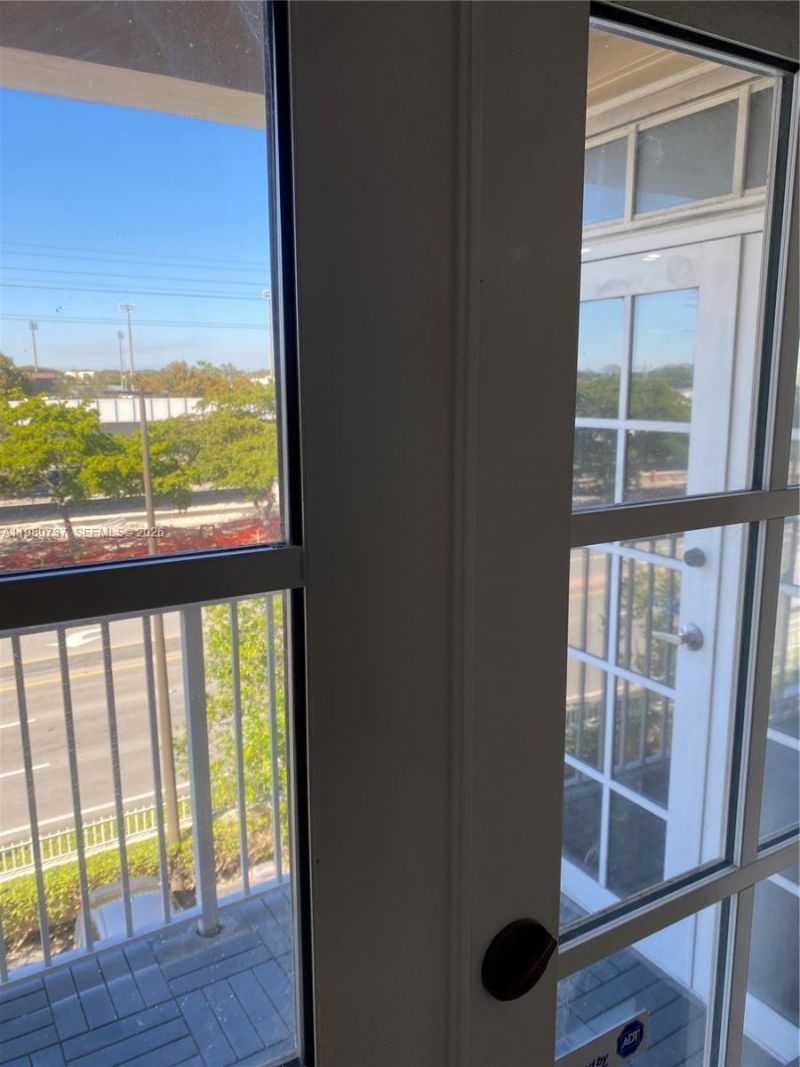 1280 S Alhambra Cir , Unit 1421, Coral Gables, FL 33146 Photo