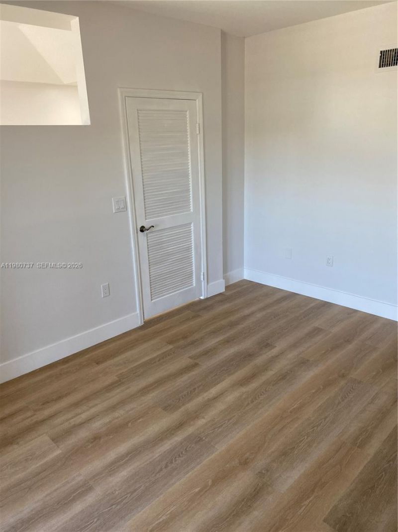 1280 S Alhambra Cir, Unit 1421, Coral Gables, FL 33146 Photo